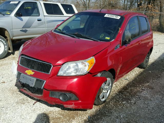 KL1TD6DE4BB150167 - 2011 CHEVROLET AVEO LS RED photo 2