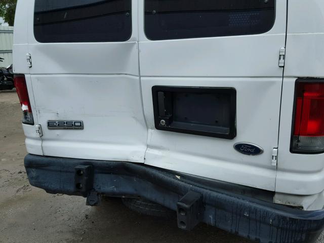 1FTNE24W18DA66658 - 2008 FORD ECONOLINE WHITE photo 9