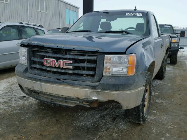 1GTEK14C28Z225909 - 2008 GMC SIERRA K15 BLUE photo 2