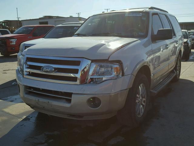 1FMFU17538LA76906 - 2008 FORD EXPEDITION WHITE photo 2