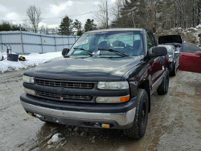 1GCEK14TX1Z103854 - 2001 CHEVROLET SILVERADO BLACK photo 2