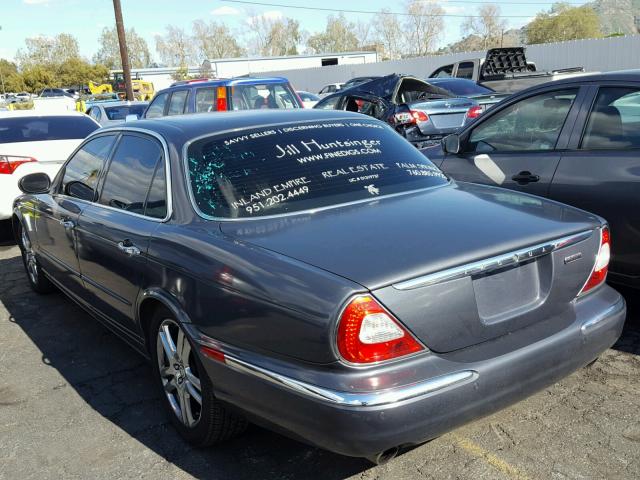 SAJWA71C24SG14569 - 2004 JAGUAR XJ8 GRAY photo 3