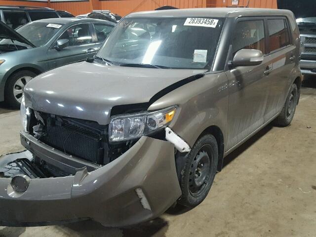 JTLZE4FE0FJ070320 - 2015 TOYOTA SCION XB GOLD photo 2