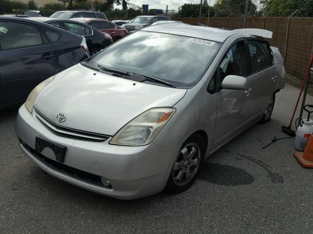 JTDKB20U457035821 - 2005 TOYOTA PRIUS SILVER photo 2