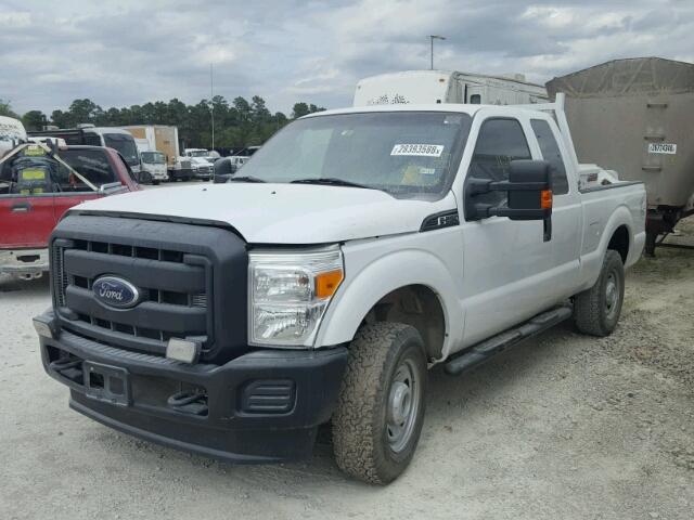 1FT7X2B62CEC15541 - 2012 FORD F250 SUPER WHITE photo 2