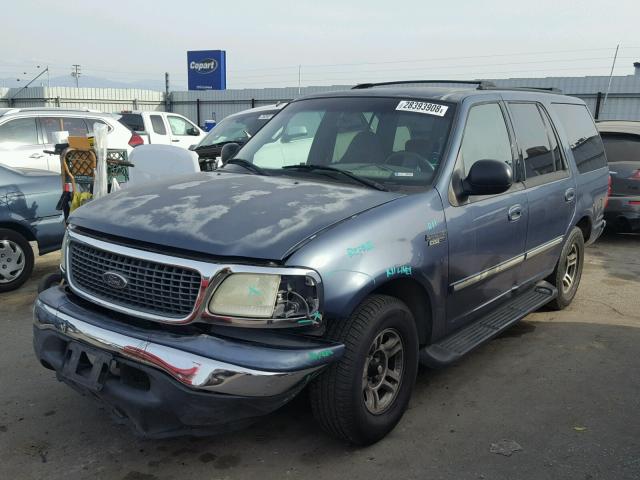 1FMRU15L62LA13580 - 2002 FORD EXPEDITION BLUE photo 2