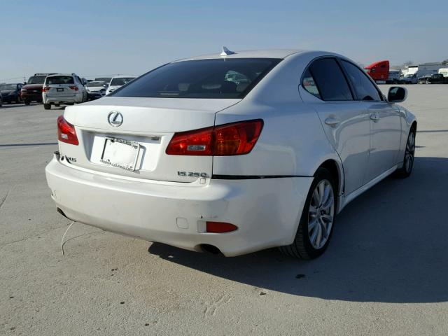 JTHBK262172045890 - 2007 LEXUS IS 250 WHITE photo 4