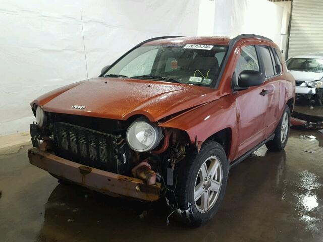 1J8FF47W08D634013 - 2008 JEEP COMPASS SP ORANGE photo 2