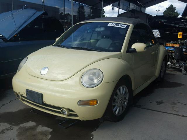 3VWCM21Y84M301178 - 2004 VOLKSWAGEN NEW BEETLE YELLOW photo 2