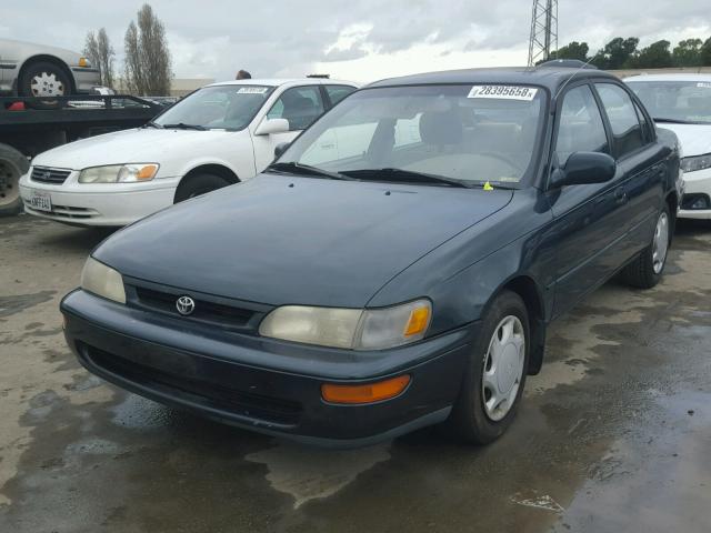 1NXBB02E8VZ513360 - 1997 TOYOTA COROLLA DX GREEN photo 2