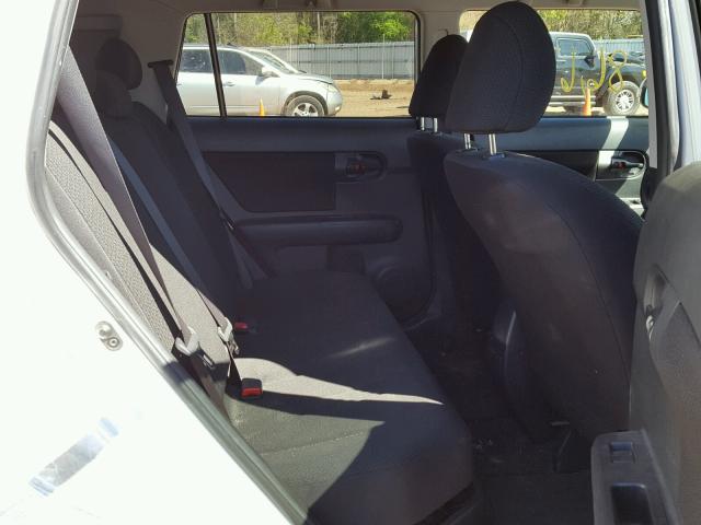 JTLKE50E181017595 - 2008 TOYOTA SCION XB 白色 照片 6