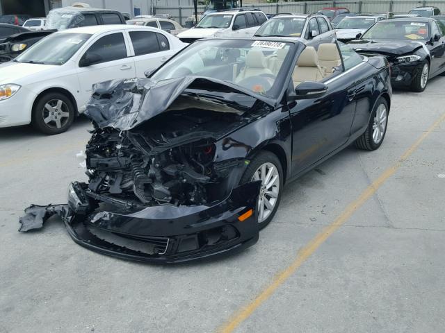 WVWBW8AH3FV002055 - 2015 VOLKSWAGEN EOS KOMFOR 黑色 照片 2