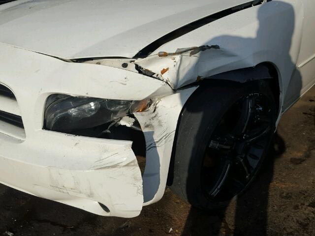 2B3KA43R57H735233 - 2007 DODGE CHARGER SE WHITE photo 9