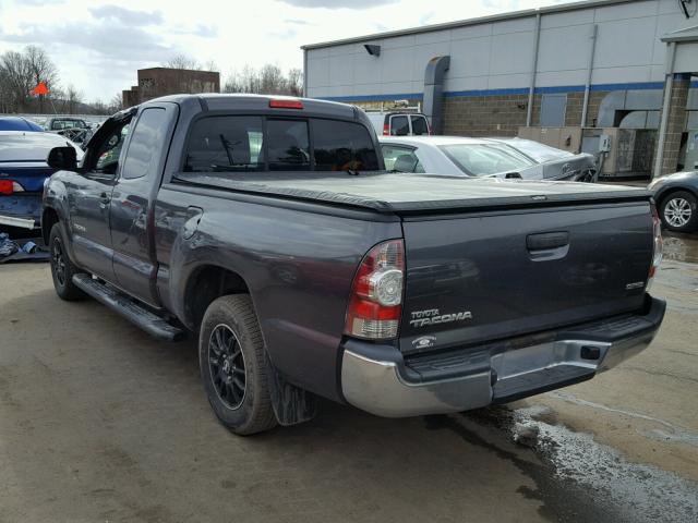 5TFTX4CN8DX034904 - 2013 TOYOTA TACOMA ACC SILVER photo 3