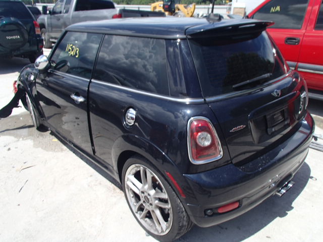 WMWMF73588TV37237 - 2008 MINI COOPER S BLACK photo 3