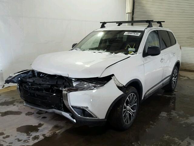 JA4AZ3A32GZ030184 - 2016 MITSUBISHI OUTLANDER WHITE photo 2