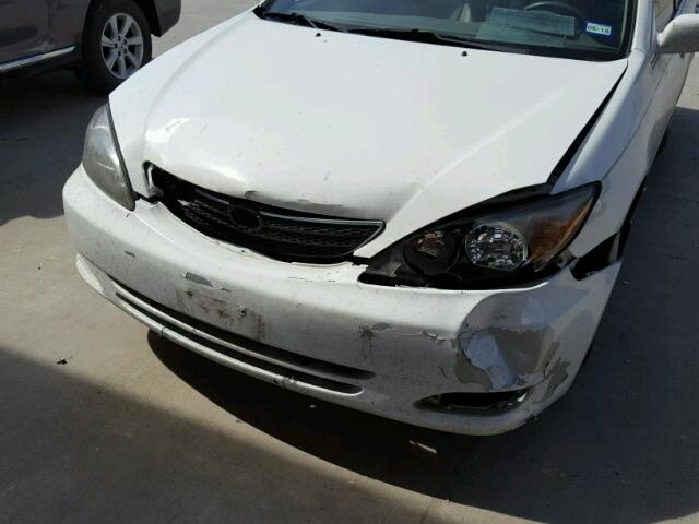 4T1BE32K62U567475 - 2002 TOYOTA CAMRY LE WHITE photo 9