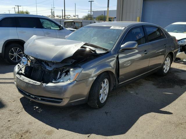 4T1BK36B47U236520 - 2007 TOYOTA AVALON XL GRAY photo 2