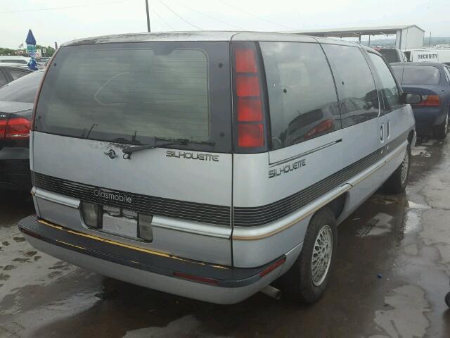 1GHCU06D9LT304730 - 1990 OLDSMOBILE SILHOUETTE SILVER photo 4