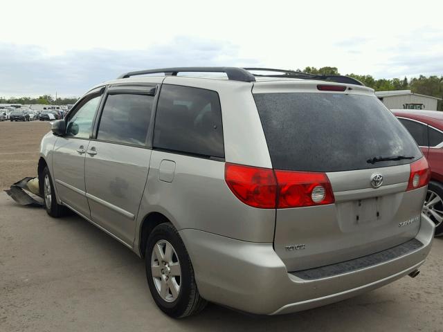 5TDZA23C06S475093 - 2006 TOYOTA SIENNA CE SILVER photo 3