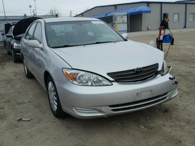 4T1BE32K42U636972 - 2002 TOYOTA CAMRY LE SILVER photo 1