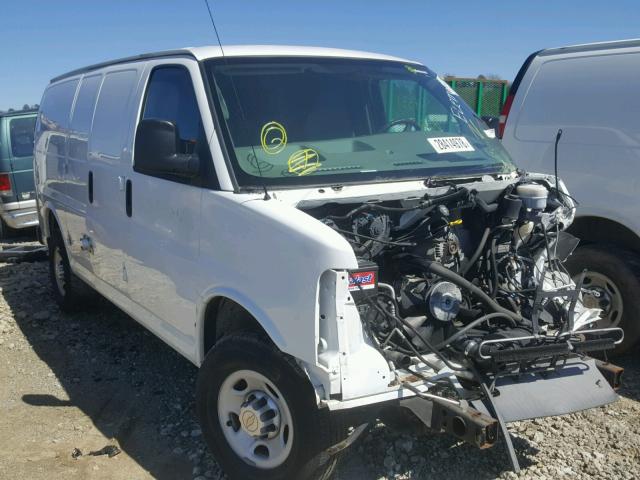 1GCZGTBG8C1180180 - 2012 CHEVROLET EXPRESS G3 WHITE photo 1