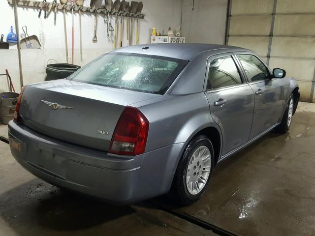 2C3LA43R57H752850 - 2007 CHRYSLER 300 BLUE photo 4