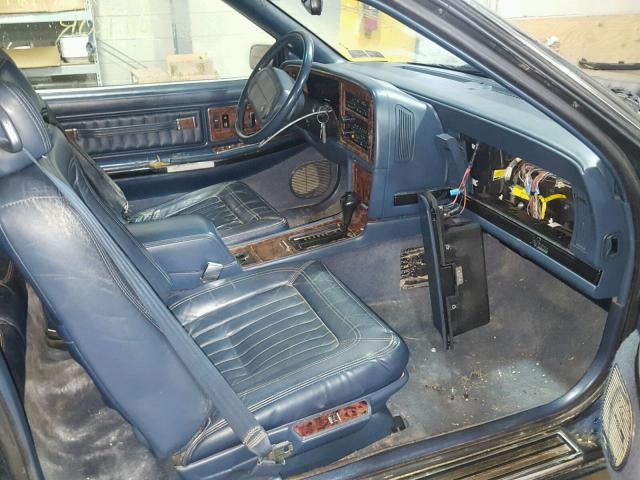 1G4EZ13L1NU409045 - 1992 BUICK RIVIERA BLUE photo 5