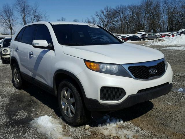 5XYKT3A18DG355622 - 2013 KIA SORENTO LX WHITE photo 1