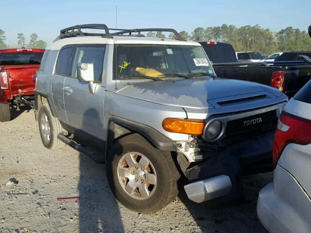 JTEBU11F48K028935 - 2008 TOYOTA FJ CRUISER SILVER photo 1