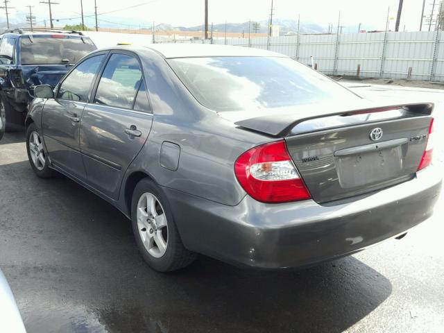 JTDBE32K630141511 - 2003 TOYOTA CAMRY LE GRAY photo 3