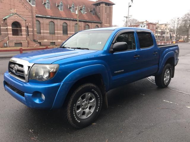 3TMLU42N19M024867 - 2009 TOYOTA TACOMA DOU BLUE photo 2