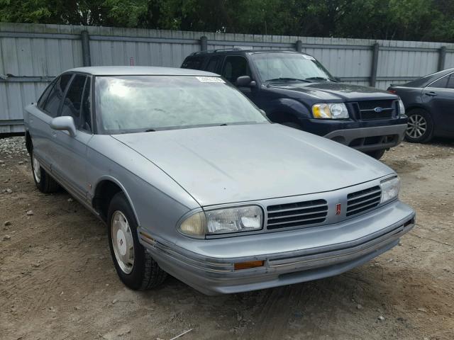 1G3HN52K1SH308640 - 1995 OLDSMOBILE 88 ROYALE SILVER photo 1