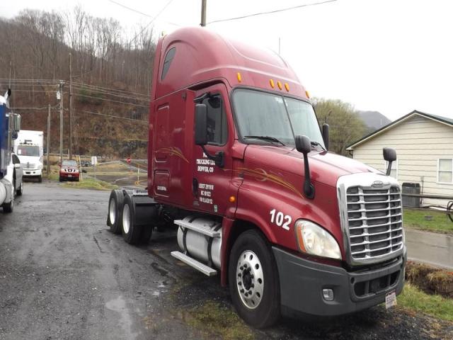 1FUJGLDR29LAG8152 - 2009 FREIGHTLINER CASCADIA 1 MAROON photo 1