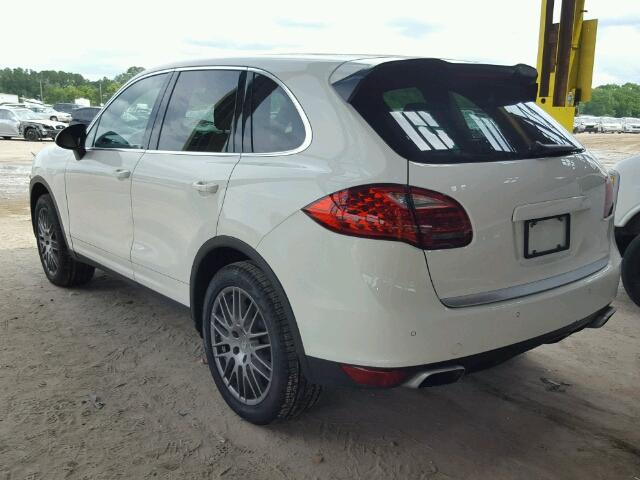 WP1AB2A25CLA41302 - 2012 PORSCHE CAYENNE S WHITE photo 3