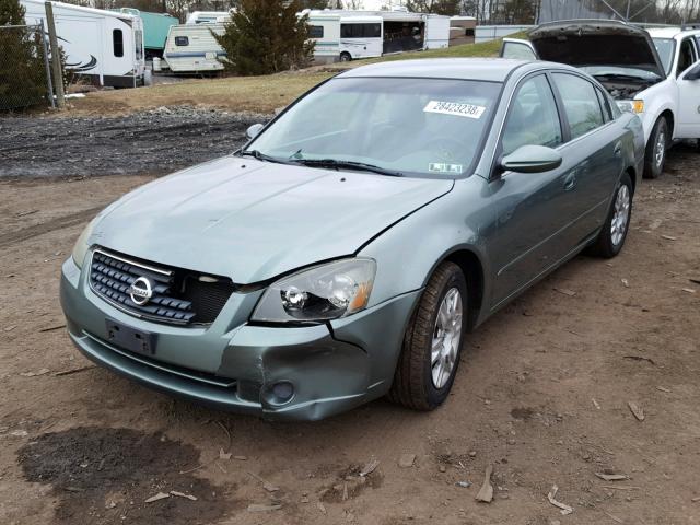 1N4AL11D65C358721 - 2005 NISSAN ALTIMA S GREEN photo 2