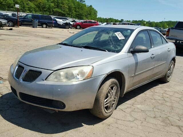 1G2ZF55B864176927 - 2006 PONTIAC G6 SE SILVER photo 2