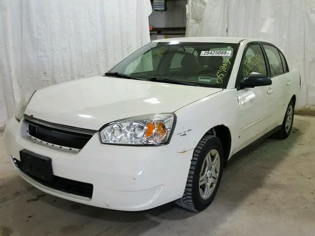 1G1ZS51FX6F292207 - 2006 CHEVROLET MALIBU LS WHITE photo 2