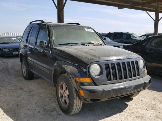 1J4GL38K85W669600 - 2005 JEEP LIBERTY RE BLACK photo 1