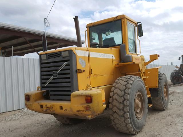 L90DV64615 - 2001 VOLVO L90D Q/C YELLOW photo 4