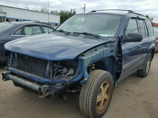 1GNDT13S042448414 - 2004 CHEVROLET TRAILBLAZE BLUE photo 2