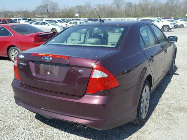 3FAHP0HA4CR372043 - 2012 FORD FUSION SE MAROON photo 4