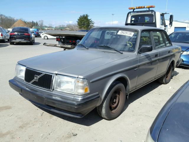 YV1AS880XP1487434 - 1993 VOLVO 240 GRAY photo 2