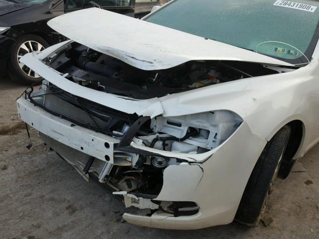 1G1ZE5E11BF130160 - 2011 CHEVROLET MALIBU LTZ Ақ фото 9