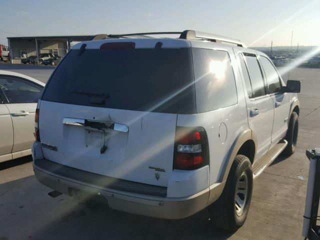 1FMEU64856UB29636 - 2006 FORD EXPLORER E WHITE photo 4