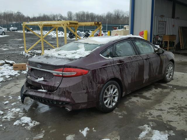 3FA6P0H78HR203095 - 2017 FORD FUSION SE MAROON photo 4