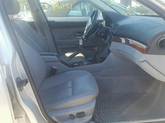 WBADT43413G028686 - 2003 BMW 525 I AUTO SILVER photo 5
