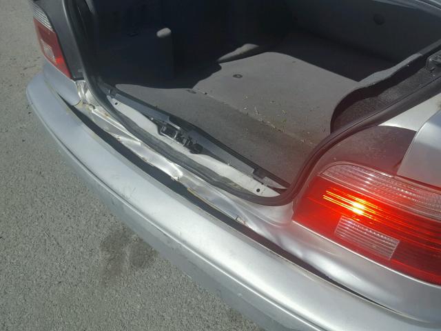 WBADT43413G028686 - 2003 BMW 525 I AUTO SILVER photo 9