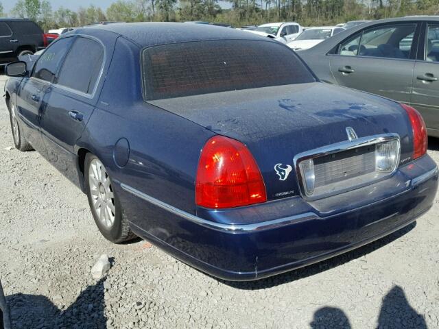 1LNHM81V47Y602116 - 2007 LINCOLN TOWN CAR S BLUE photo 3