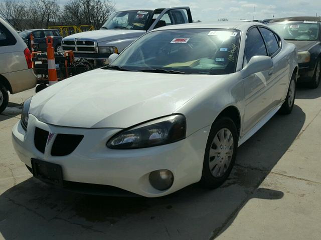 2G2WP552X61256158 - 2006 PONTIAC GRAND PRIX WHITE photo 2